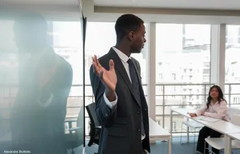 master in management international business