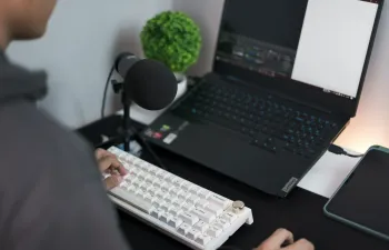 pexels-lutfi-elyas-14837858